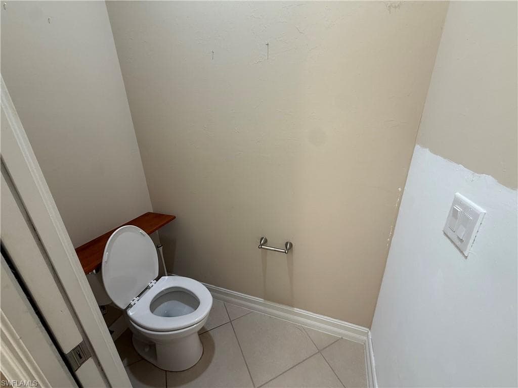 3351 Banyon Hollow Loop, North Fort Myers, FL 33903-12