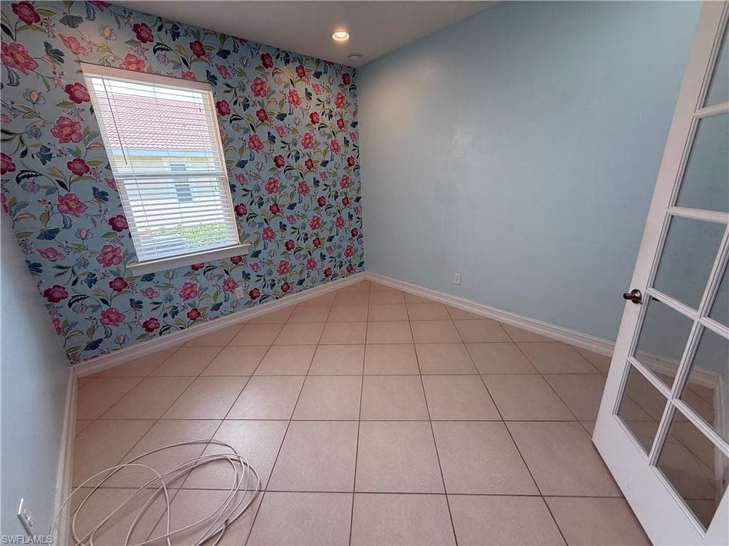 3351 Banyon Hollow Loop, North Fort Myers, FL 33903-7
