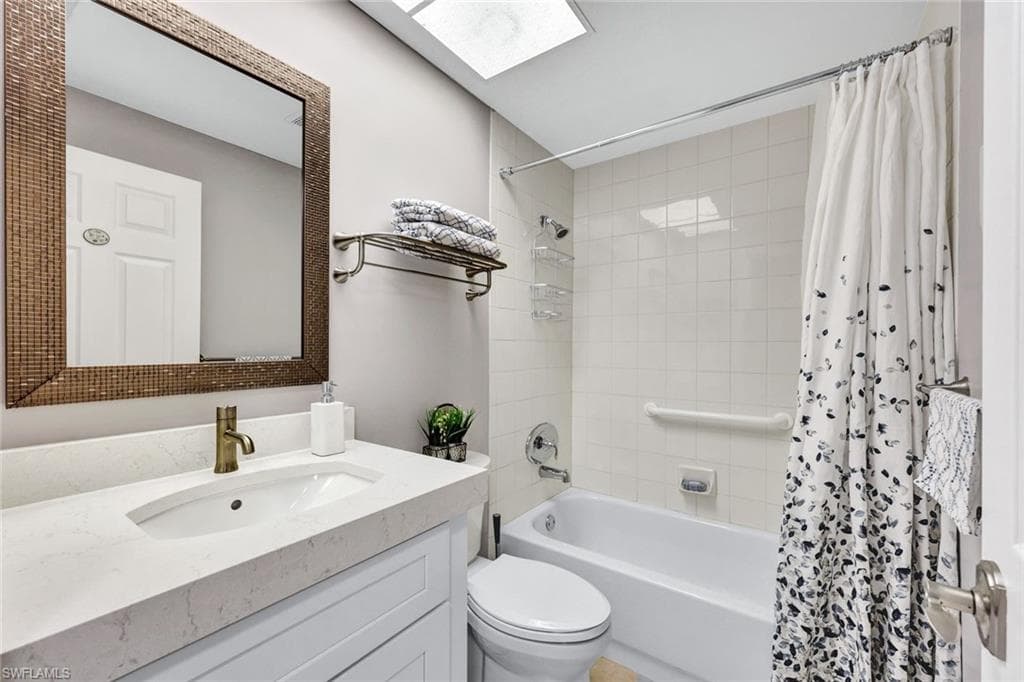 859 Tanbark Dr 103, Naples, FL 34108-14