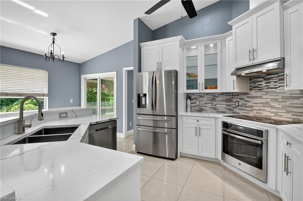 850 29th St SW, Naples, FL 34117-3