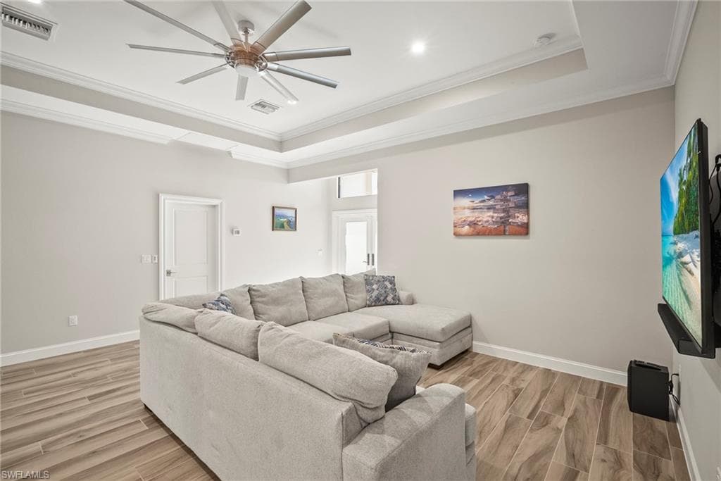 24132 Melanie Ln, Bonita Springs, FL 34135-10