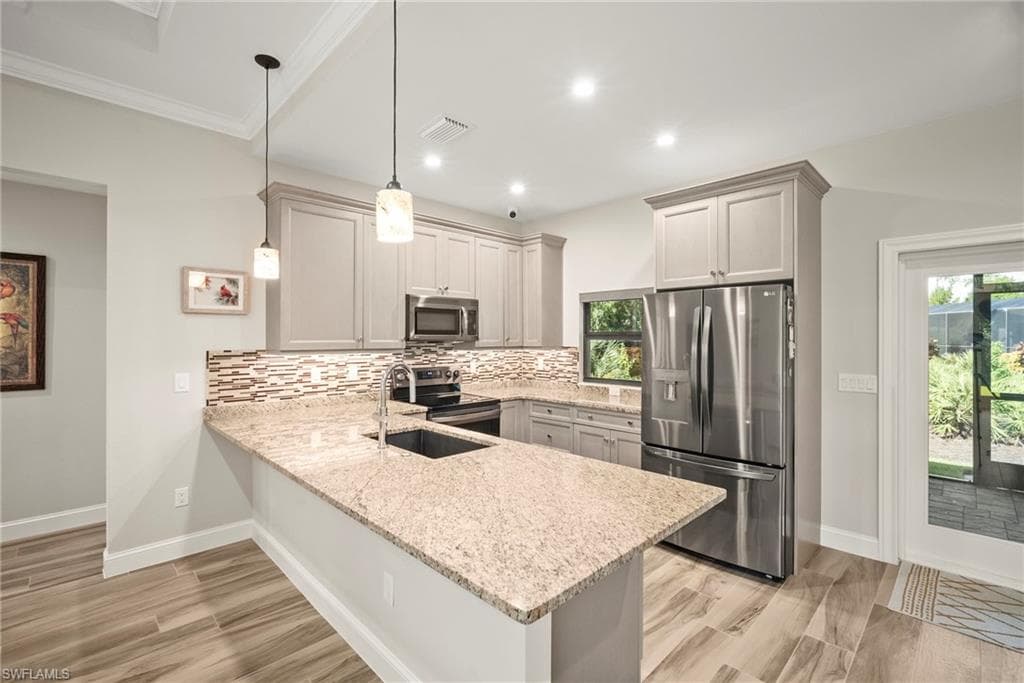 24132 Melanie Ln, Bonita Springs, FL 34135-13