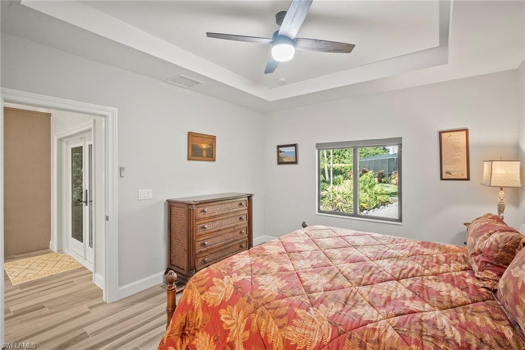 24132 Melanie Ln, Bonita Springs, FL 34135-19