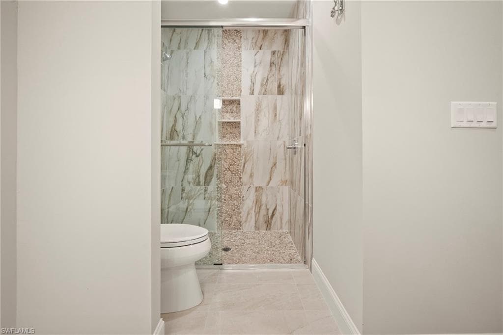 24132 Melanie Ln, Bonita Springs, FL 34135-22