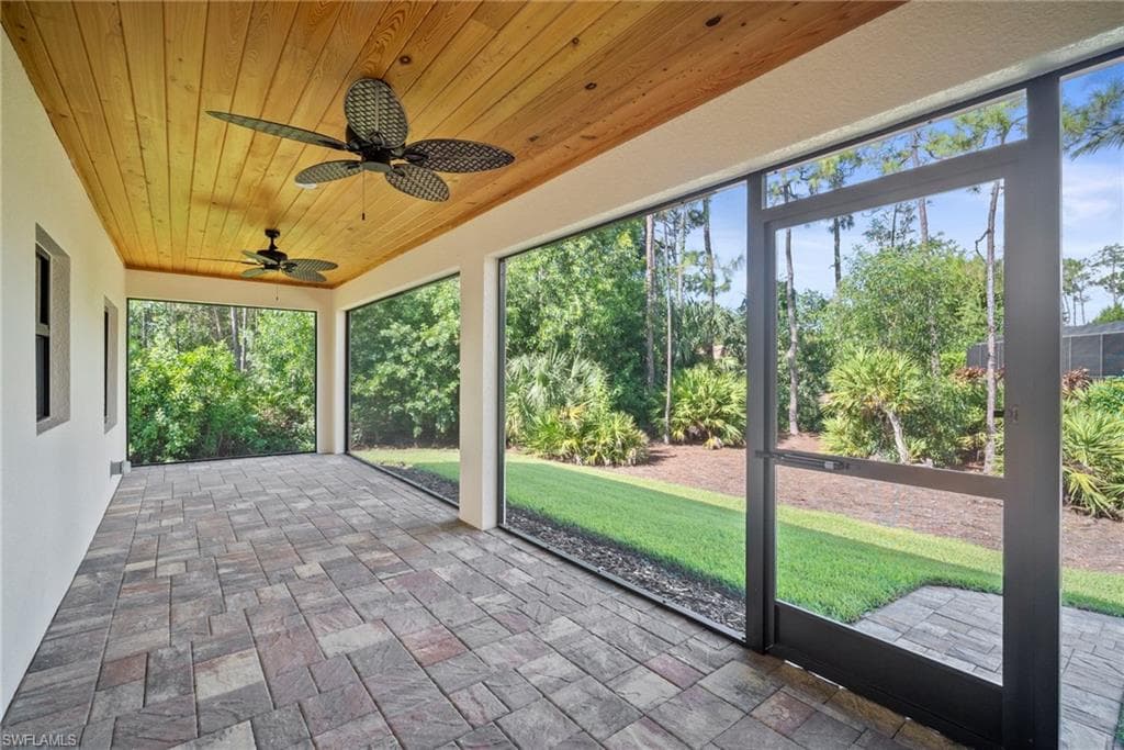 24132 Melanie Ln, Bonita Springs, FL 34135-32