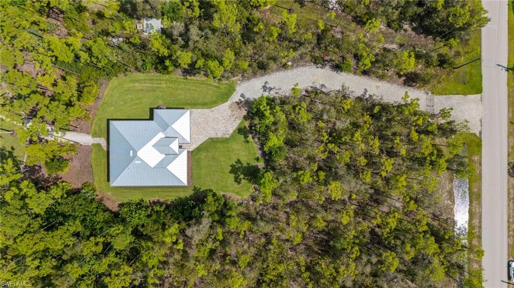 24132 Melanie Ln, Bonita Springs, FL 34135-4