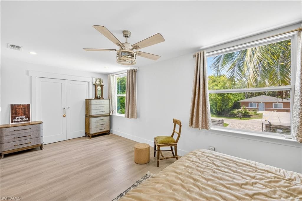 3020 Woodside Ave, Naples, FL 34112-14
