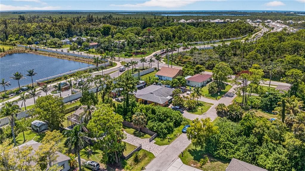 3020 Woodside Ave, Naples, FL 34112-35
