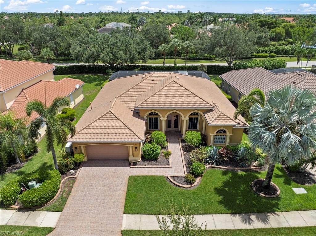 8411 Sedonia Cir, Estero, FL 33967-5