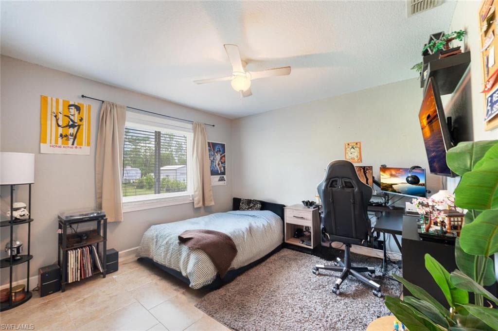 4538 18th St NE, Naples, FL 34120-20
