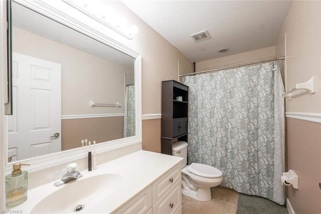 4538 18th St NE, Naples, FL 34120-22