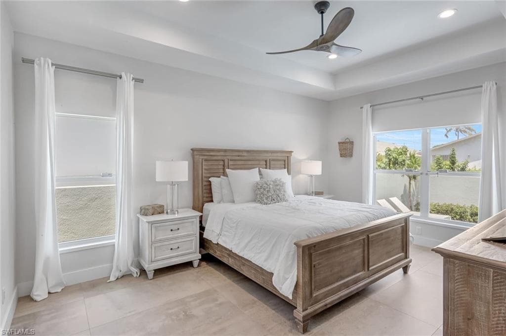 605/609 107th Ave N, Naples, FL 34108-15