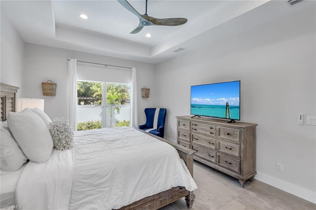 605/609 107th Ave N, Naples, FL 34108-17