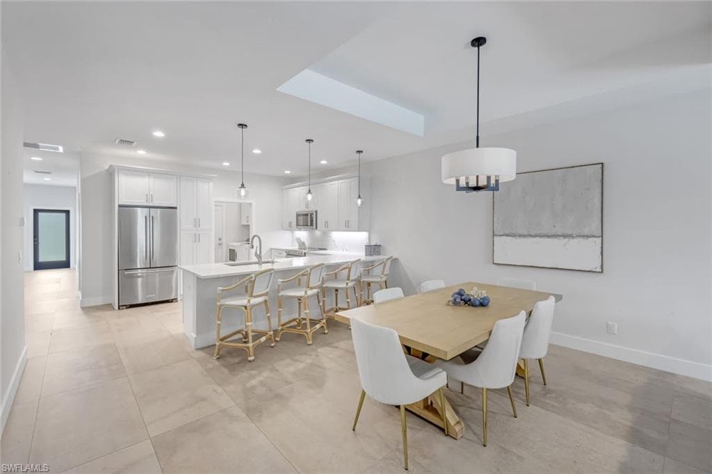 605/609 107th Ave N, Naples, FL 34108-34