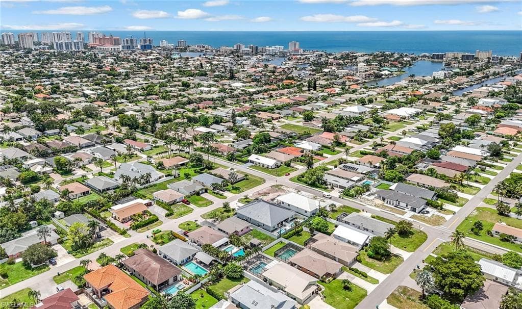 605/609 107th Ave N, Naples, FL 34108-45