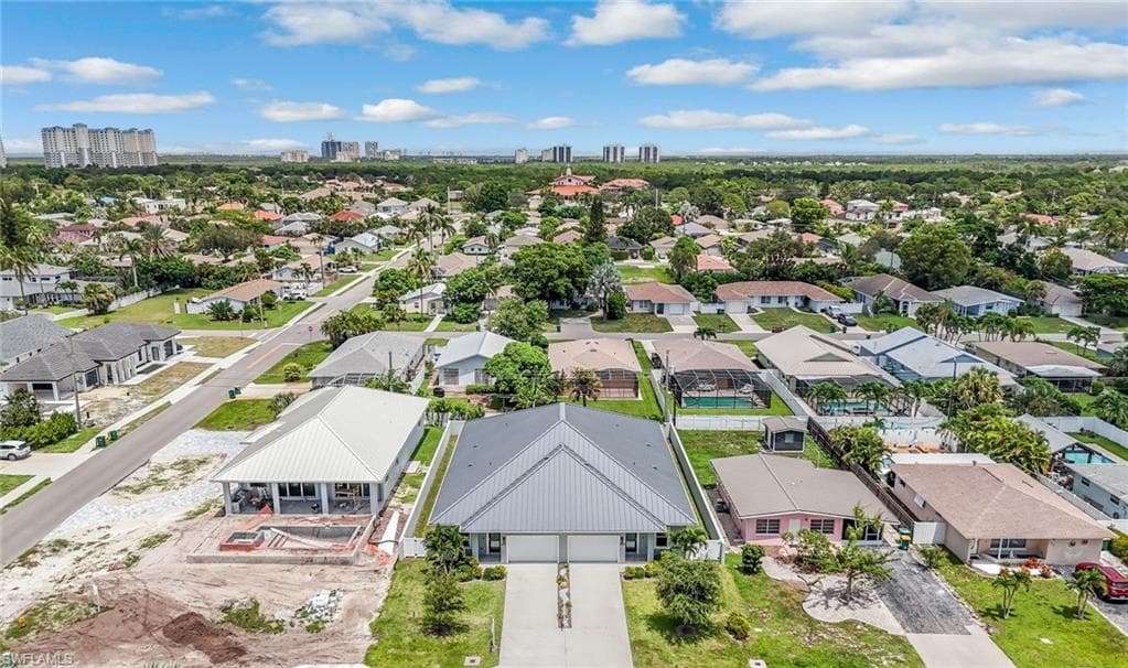 605/609 107th Ave N, Naples, FL 34108-46