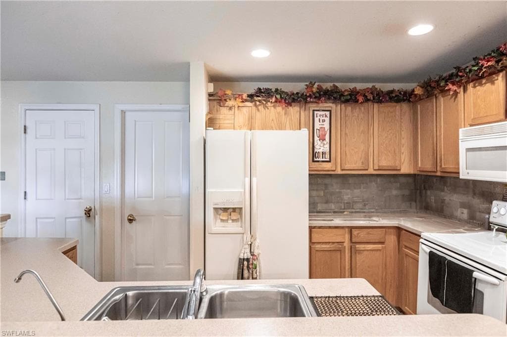 3511 20th St SW, Lehigh Acres, FL 33976-5