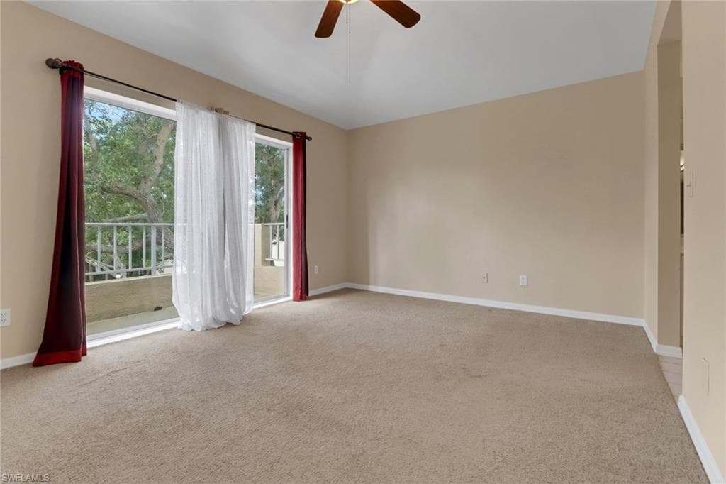 1096 Woodshire Ln C202, Naples, FL 34105-18