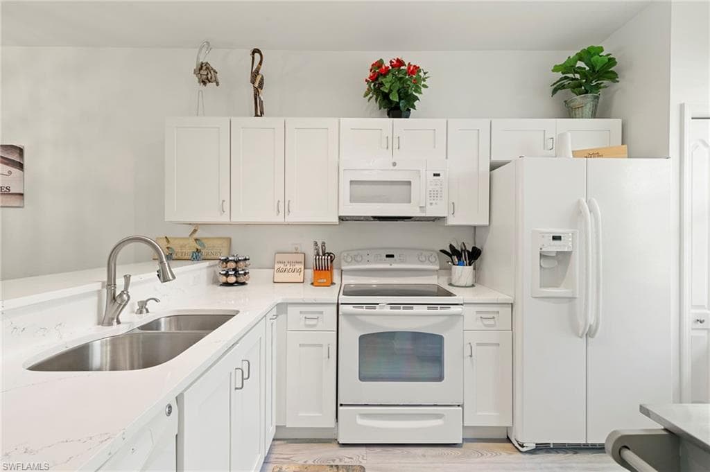 1366 Mainsail Dr 1515, Naples, FL 34114-6