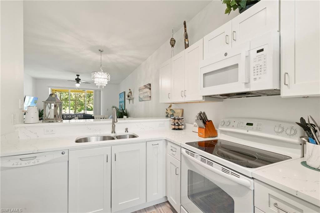 1366 Mainsail Dr 1515, Naples, FL 34114-7