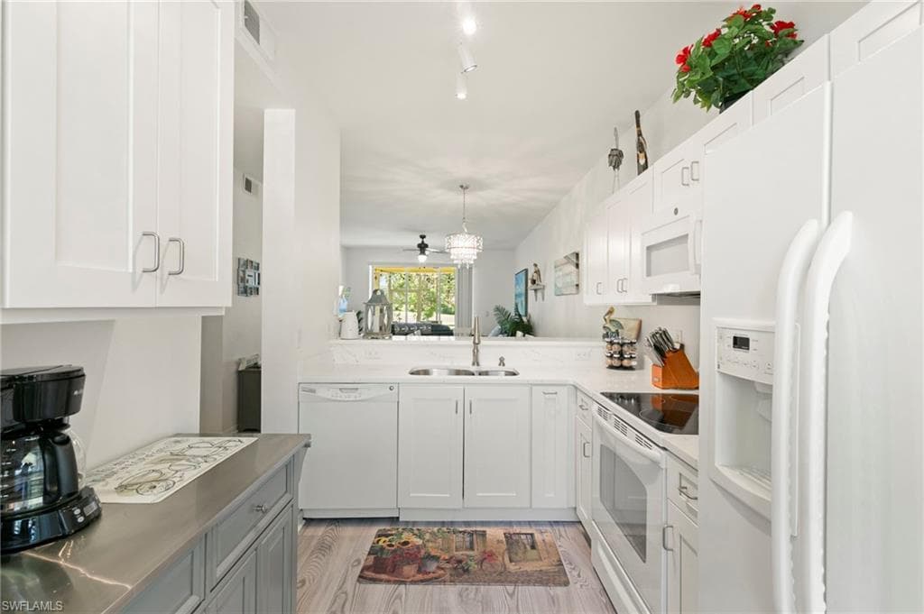 1366 Mainsail Dr 1515, Naples, FL 34114-8
