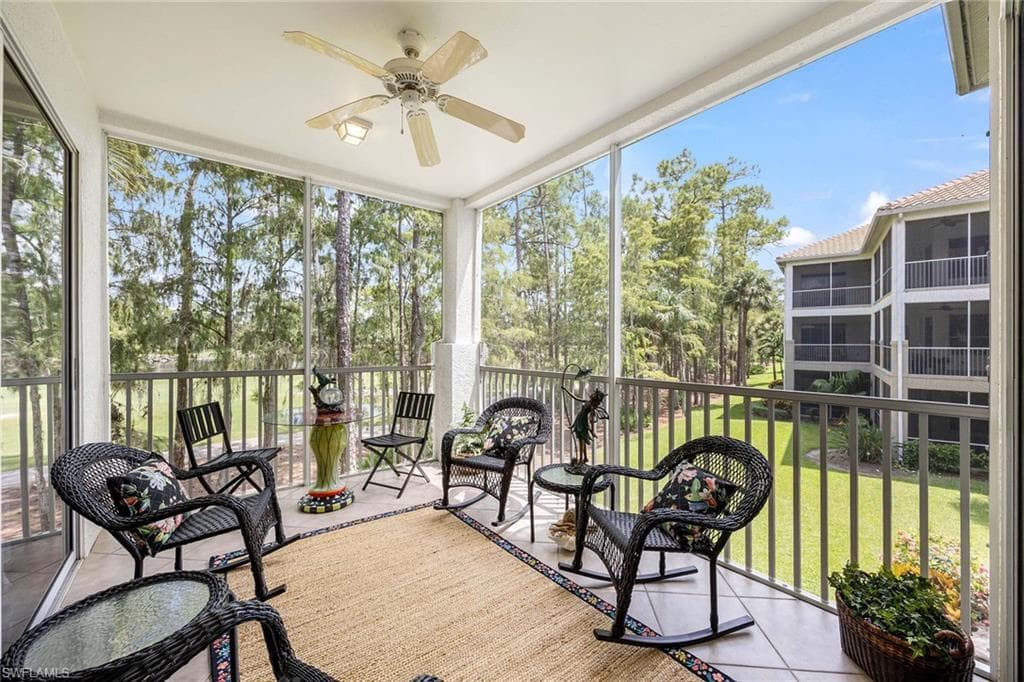 8267 Parkstone Pl 207, Naples, FL 34120-23