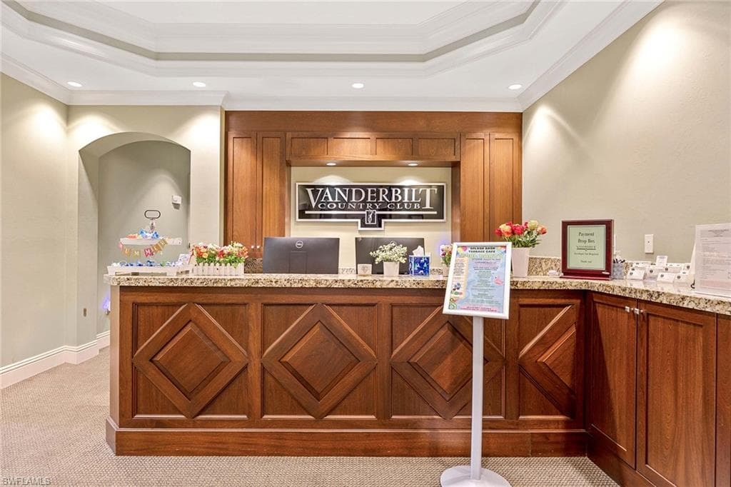 8267 Parkstone Pl 207, Naples, FL 34120-29