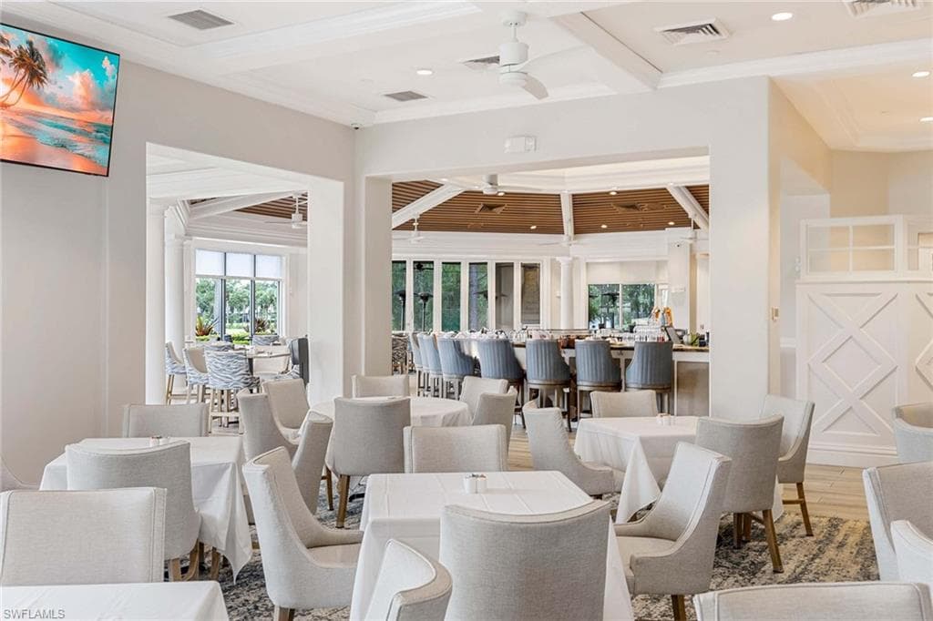 8267 Parkstone Pl 207, Naples, FL 34120-31
