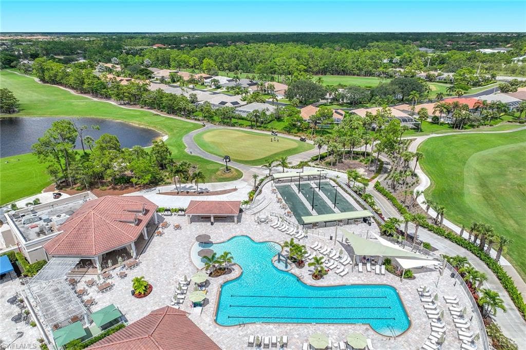8267 Parkstone Pl 207, Naples, FL 34120-34
