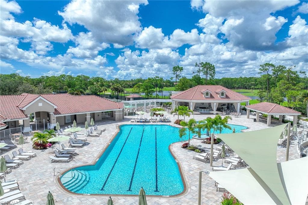 8267 Parkstone Pl 207, Naples, FL 34120-37