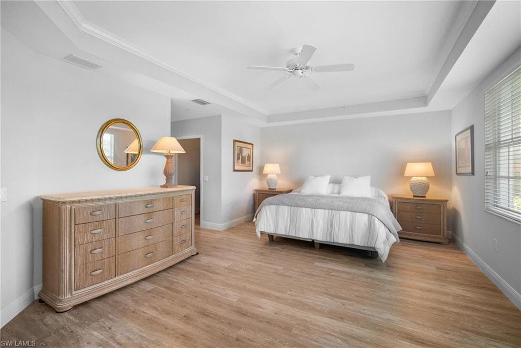 1605 Winding Oaks Way 103, Naples, FL 34109-21