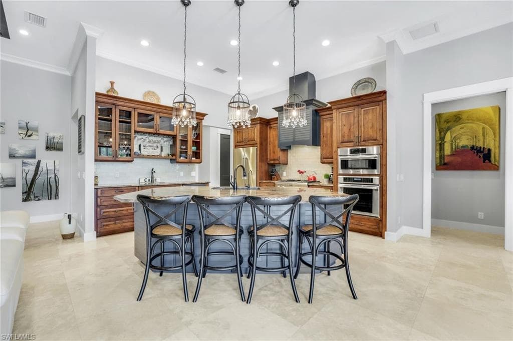 710 Wren St, Marco Island, FL 34145-10