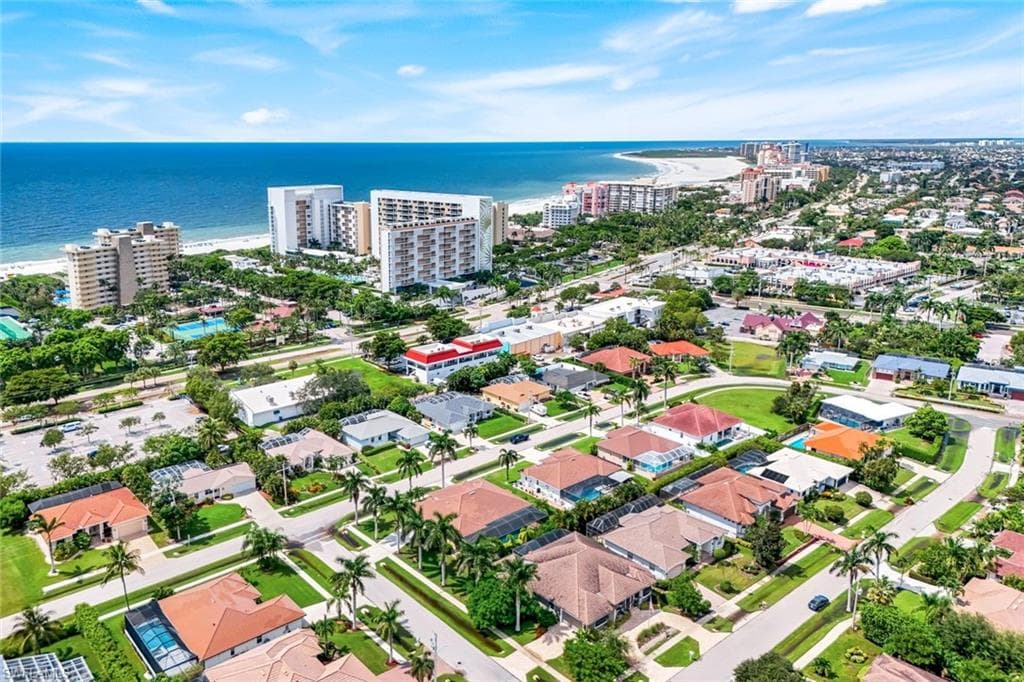710 Wren St, Marco Island, FL 34145-41