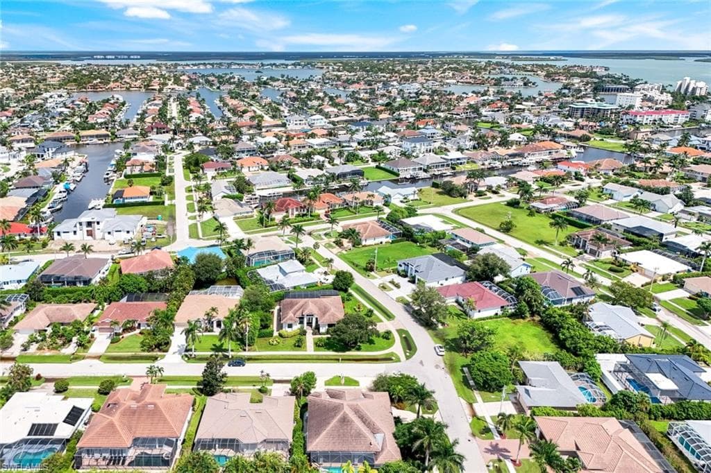 710 Wren St, Marco Island, FL 34145-42