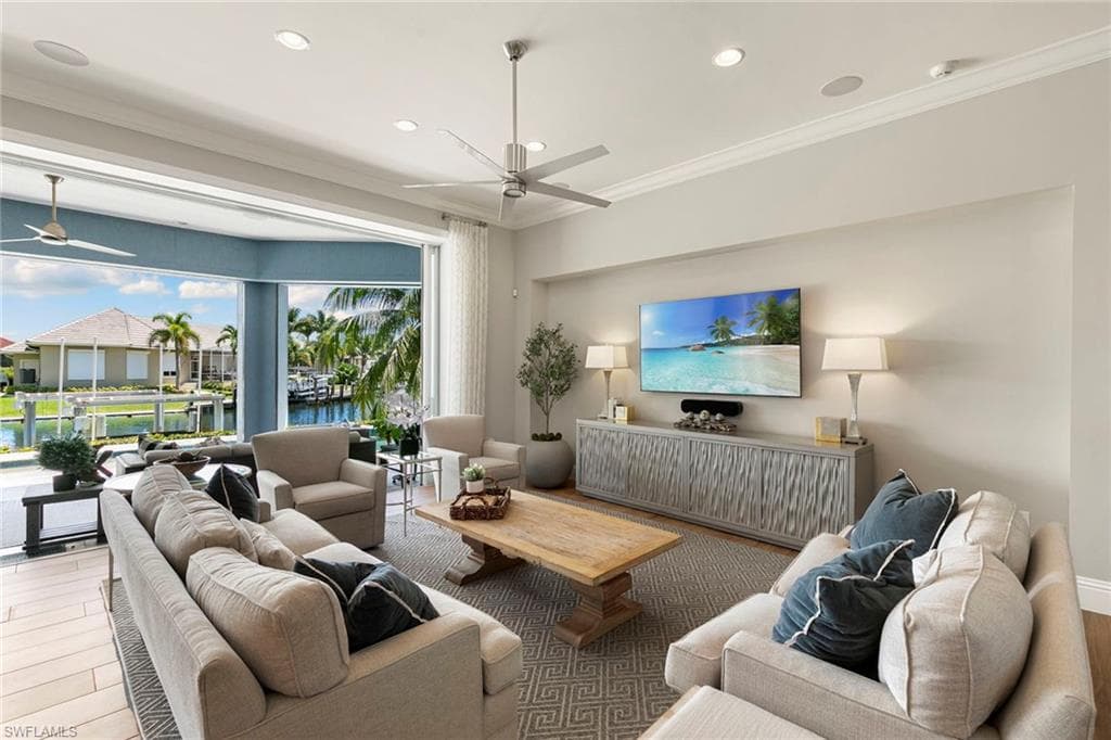 177 Geranium Ct, Marco Island, FL 34145-15