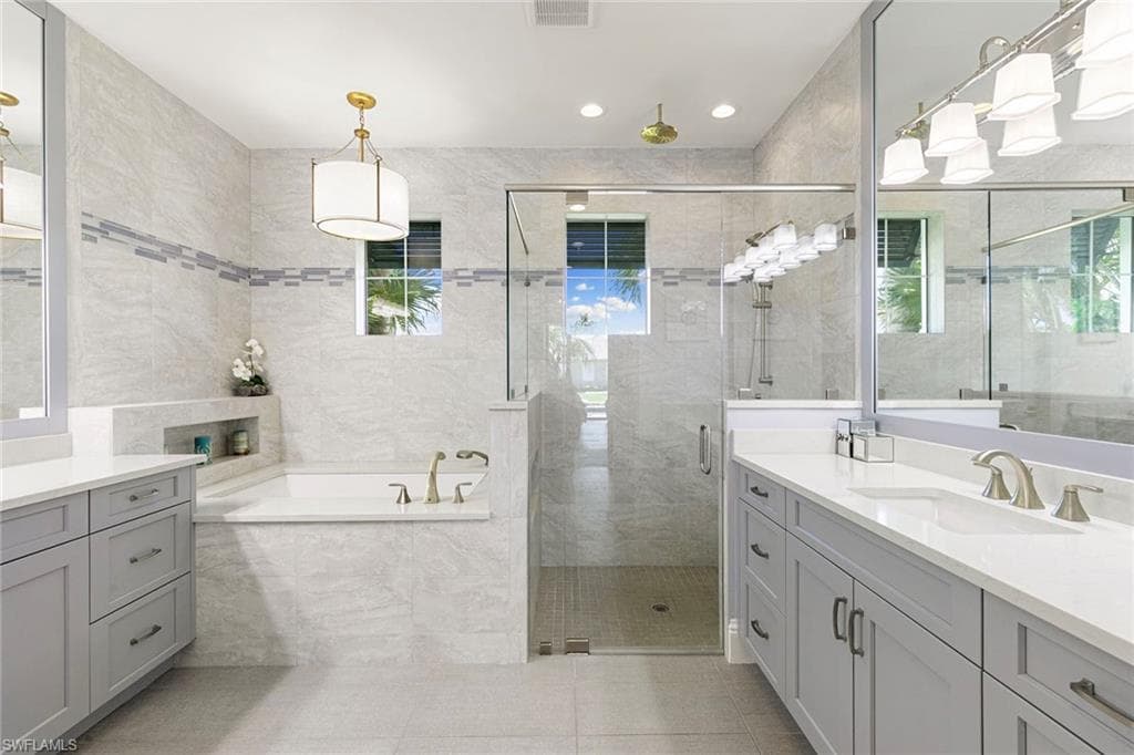 177 Geranium Ct, Marco Island, FL 34145-21