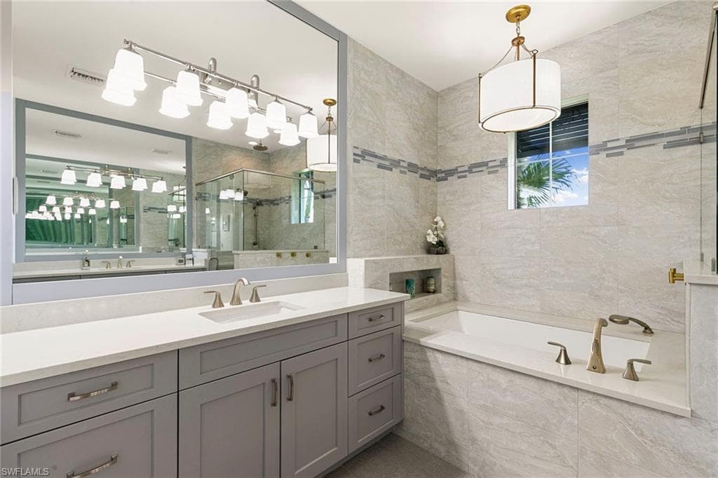 177 Geranium Ct, Marco Island, FL 34145-33