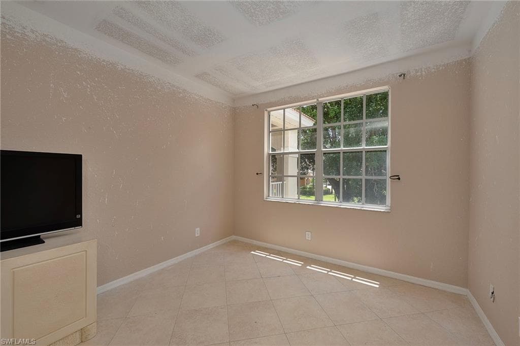 4665 Saint Croix Ln 1521, Naples, FL 34109-7