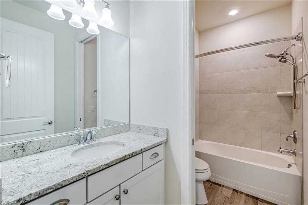 17146 Ashcomb Way, Estero, FL 33928-31