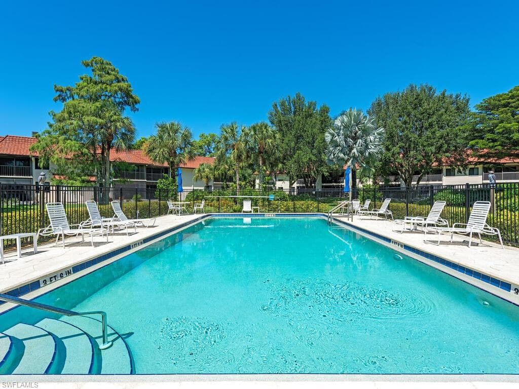 4955 Pepper Cir B102, Naples, FL 34113-13