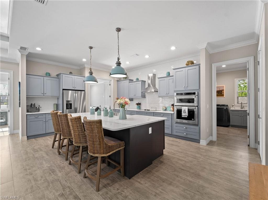 9016 Falcon Ct, Venice, FL 34293-20
