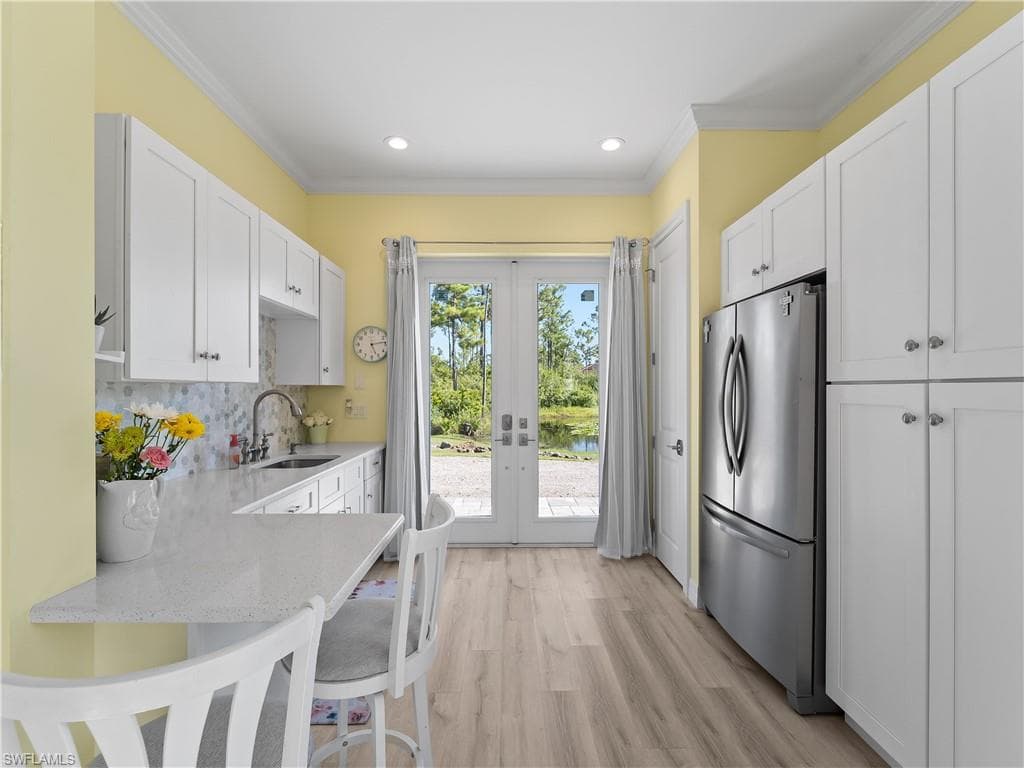 9016 Falcon Ct, Venice, FL 34293-38