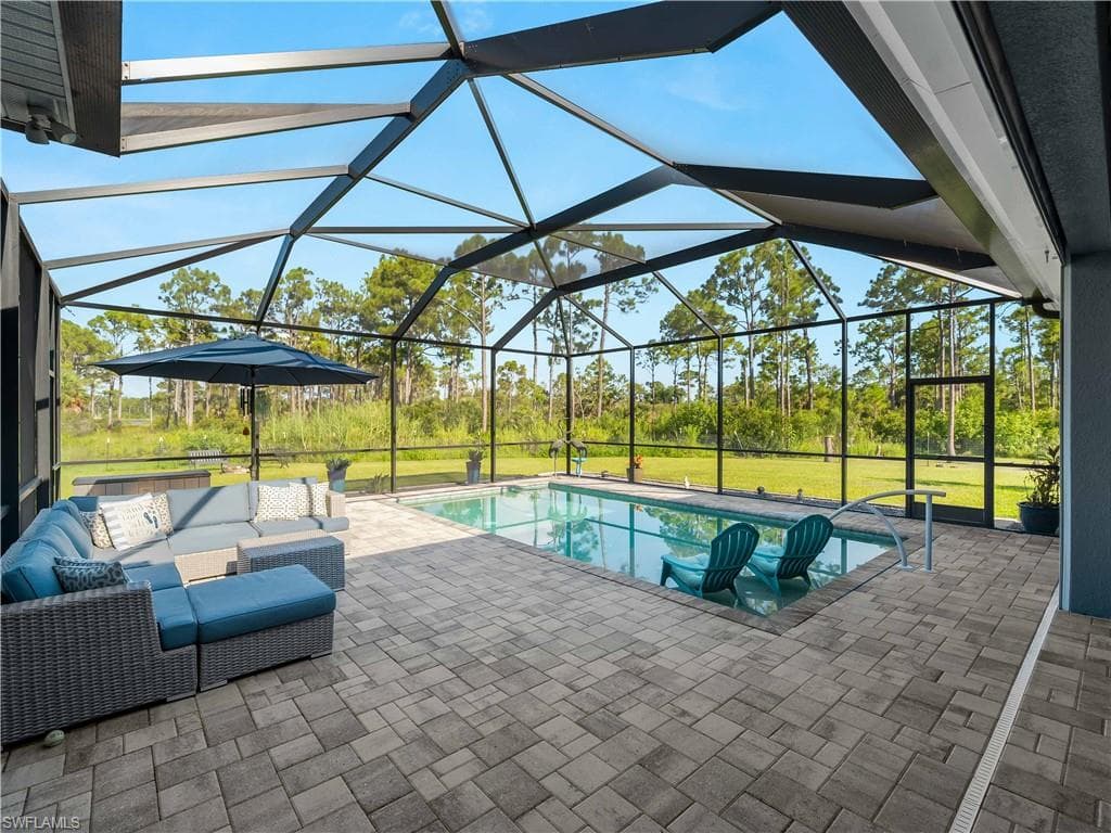 9016 Falcon Ct, Venice, FL 34293-46
