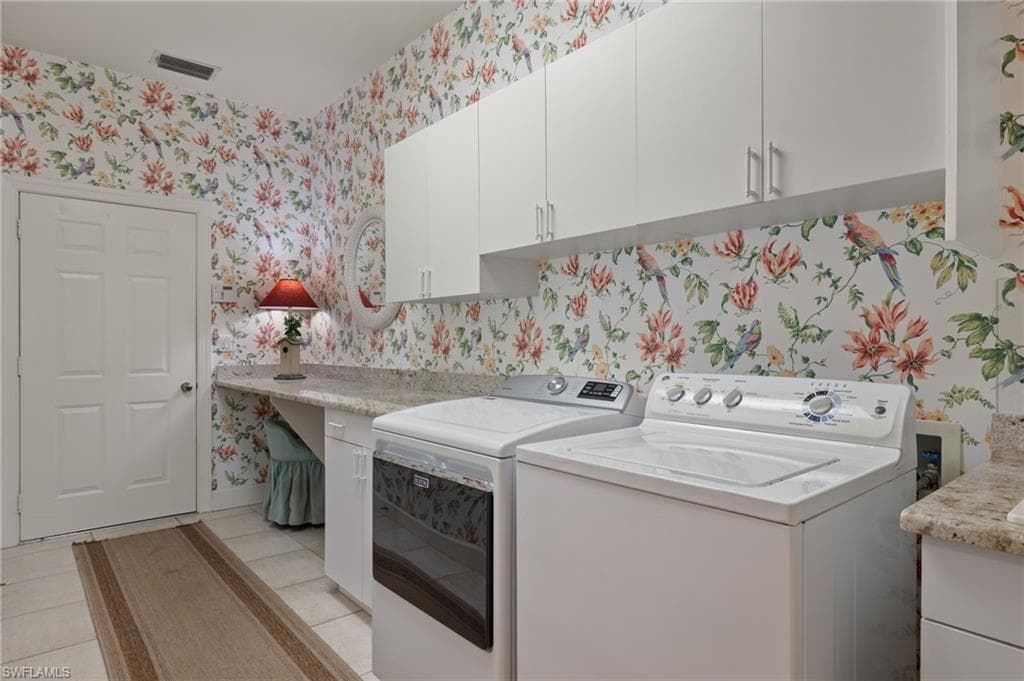 7005 Verde Way, Naples, FL 34108-26