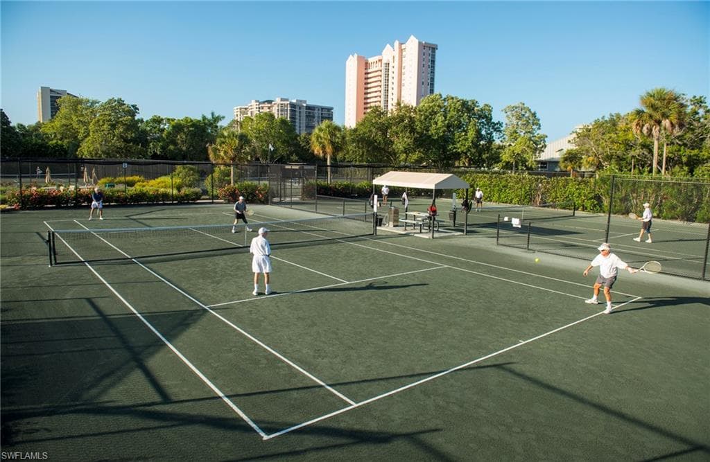 7005 Verde Way, Naples, FL 34108-36