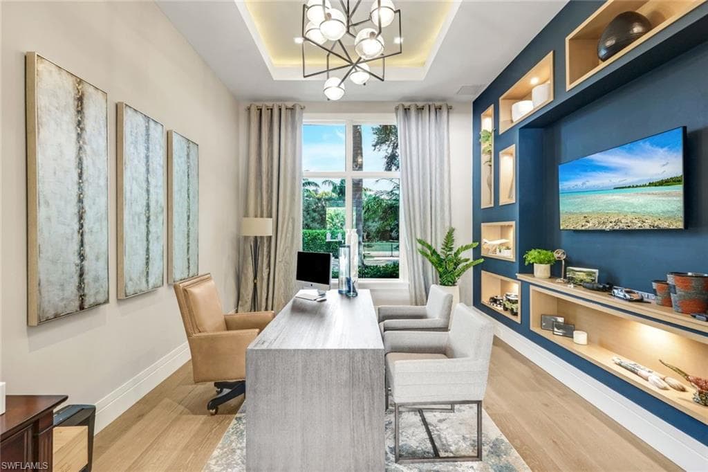 112 Hickory Rd, Naples, FL 34108-23