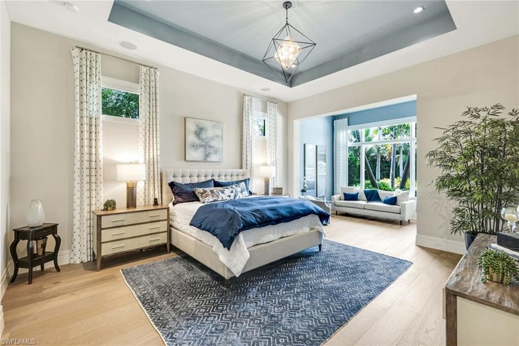 112 Hickory Rd, Naples, FL 34108-24