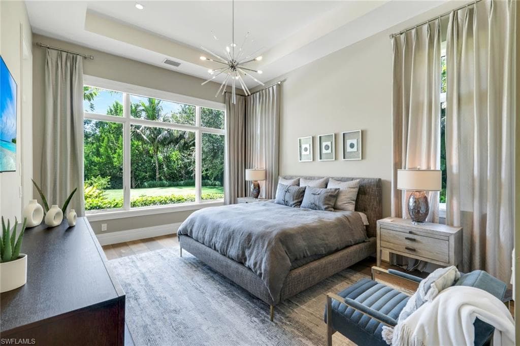 112 Hickory Rd, Naples, FL 34108-32