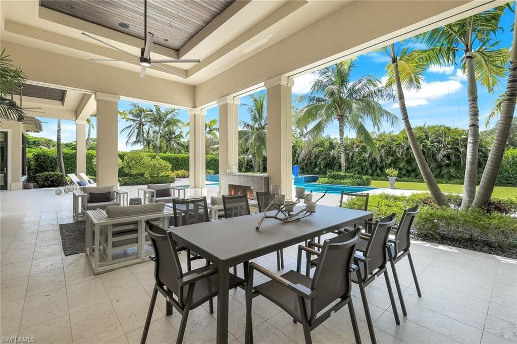 112 Hickory Rd, Naples, FL 34108-38