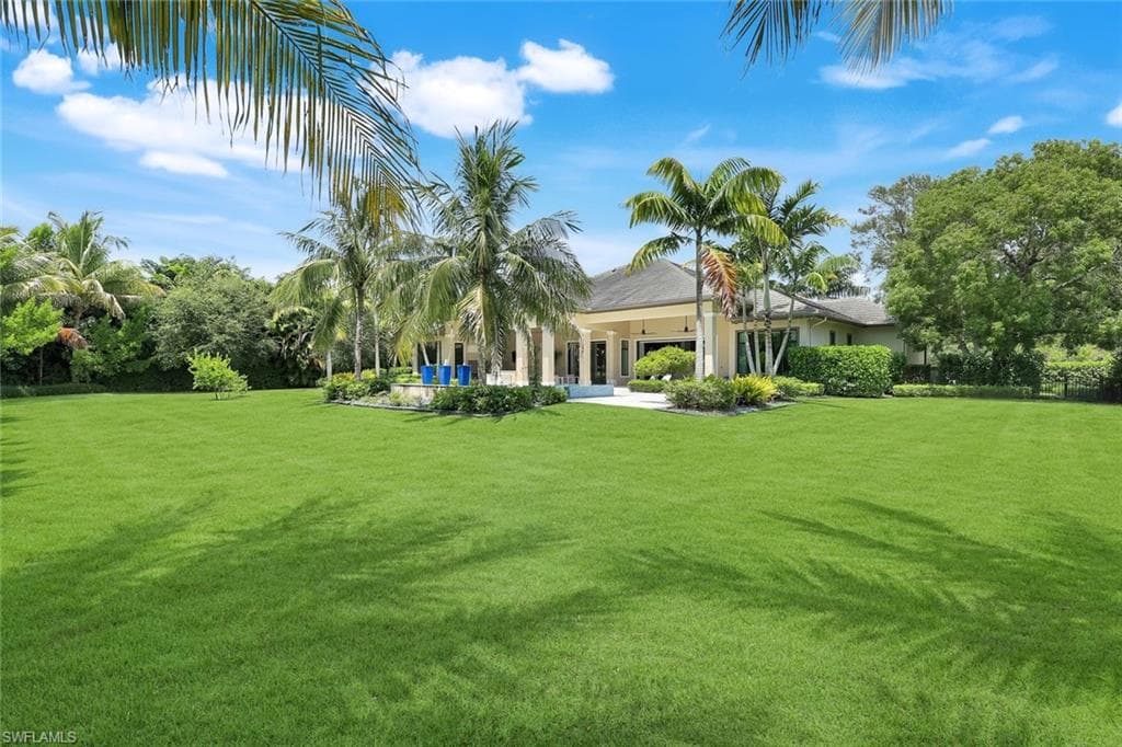 112 Hickory Rd, Naples, FL 34108-45